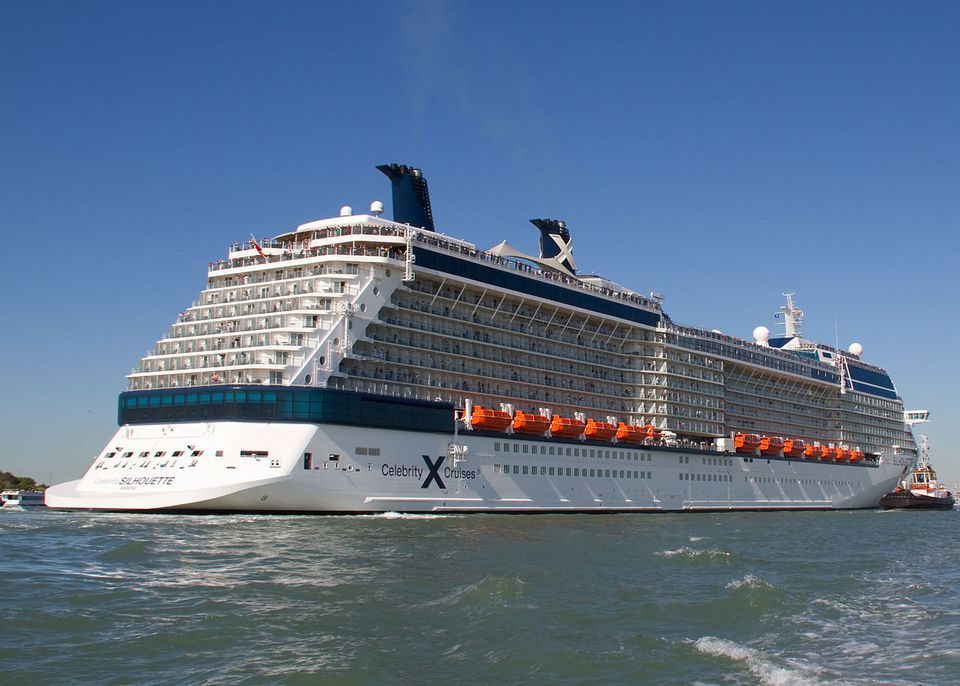 Oriflame 20 Languages 2,400 receivers in 2 separate cruises